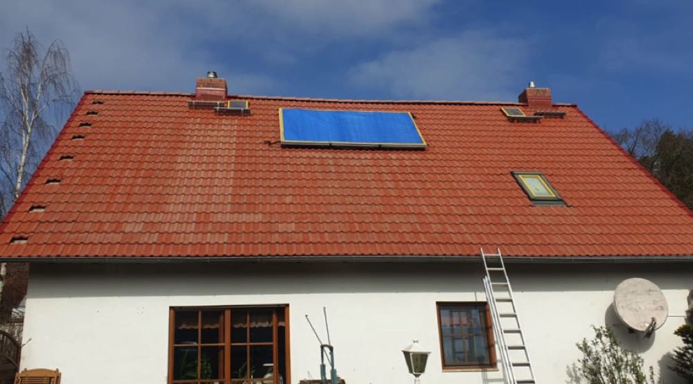 Dachbeschichtung mit Qualität - vorher